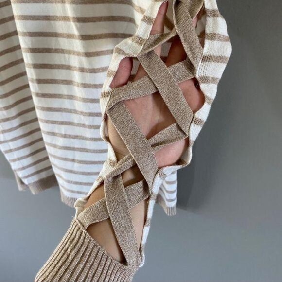 Skies Are Blue Pullover Sweater Cream Sz Small - Picture 5 of 8